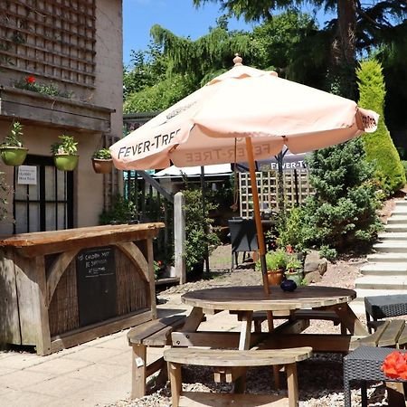 The Lamb Inn Кредитон Экстерьер фото