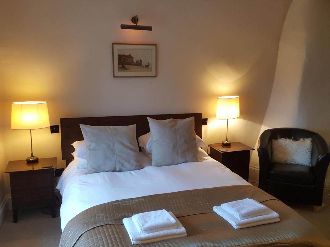 The Lamb Inn Кредитон Экстерьер фото